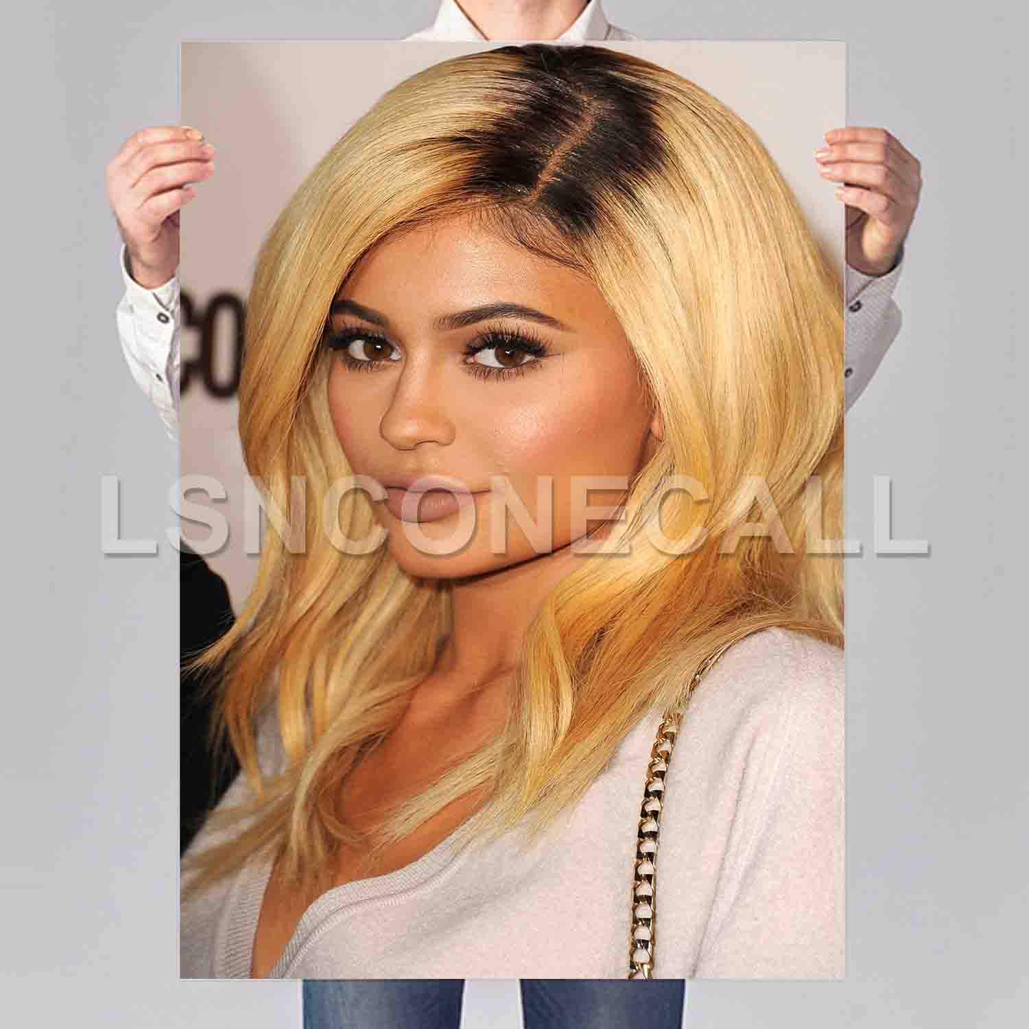 Kylie Jenner Poster Print Art Wall Decor lsnconecall - lsnconecall